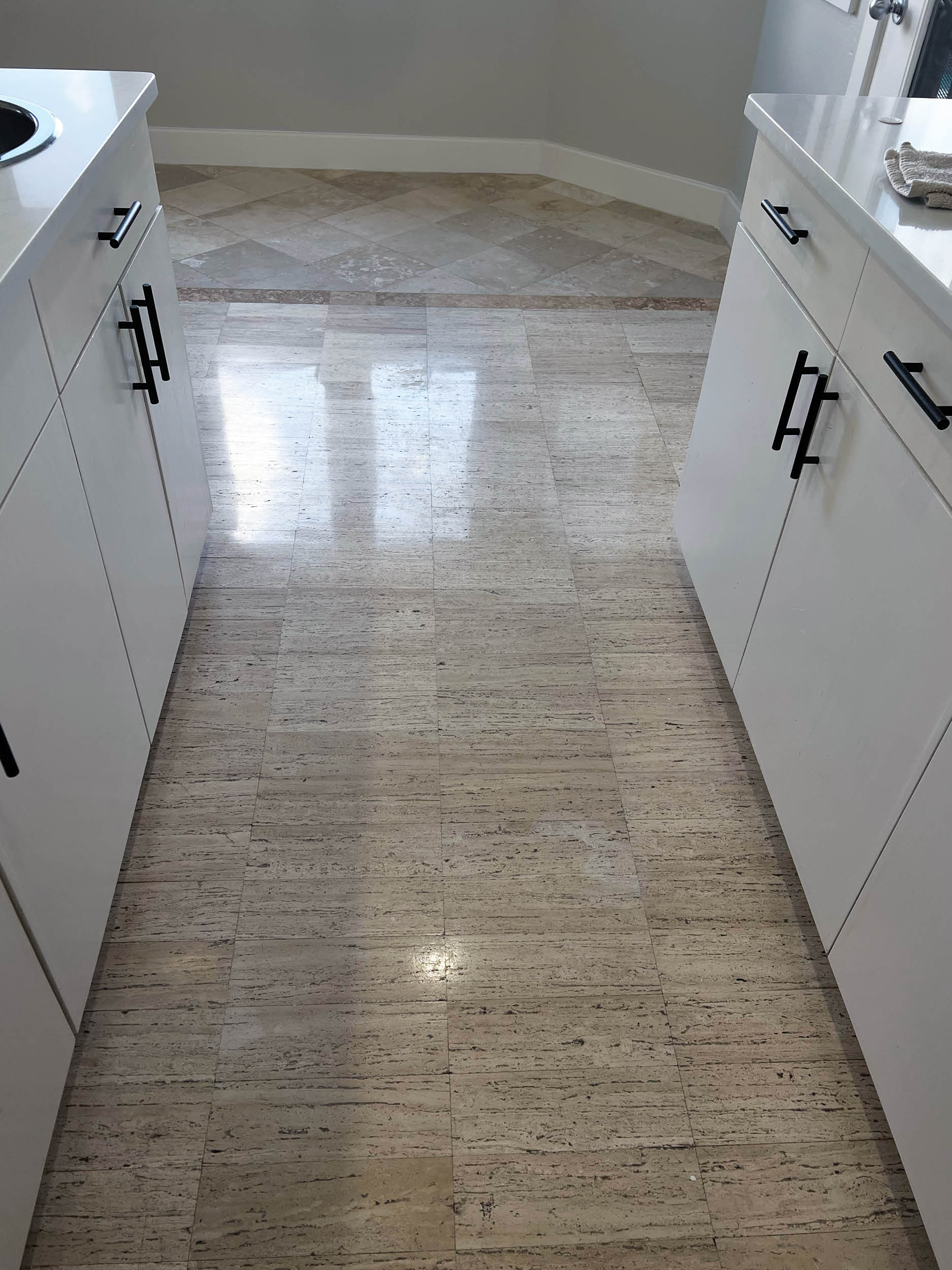 Travertine Polishing Experts-Lake Way Texas - Santa Fe Floor Care