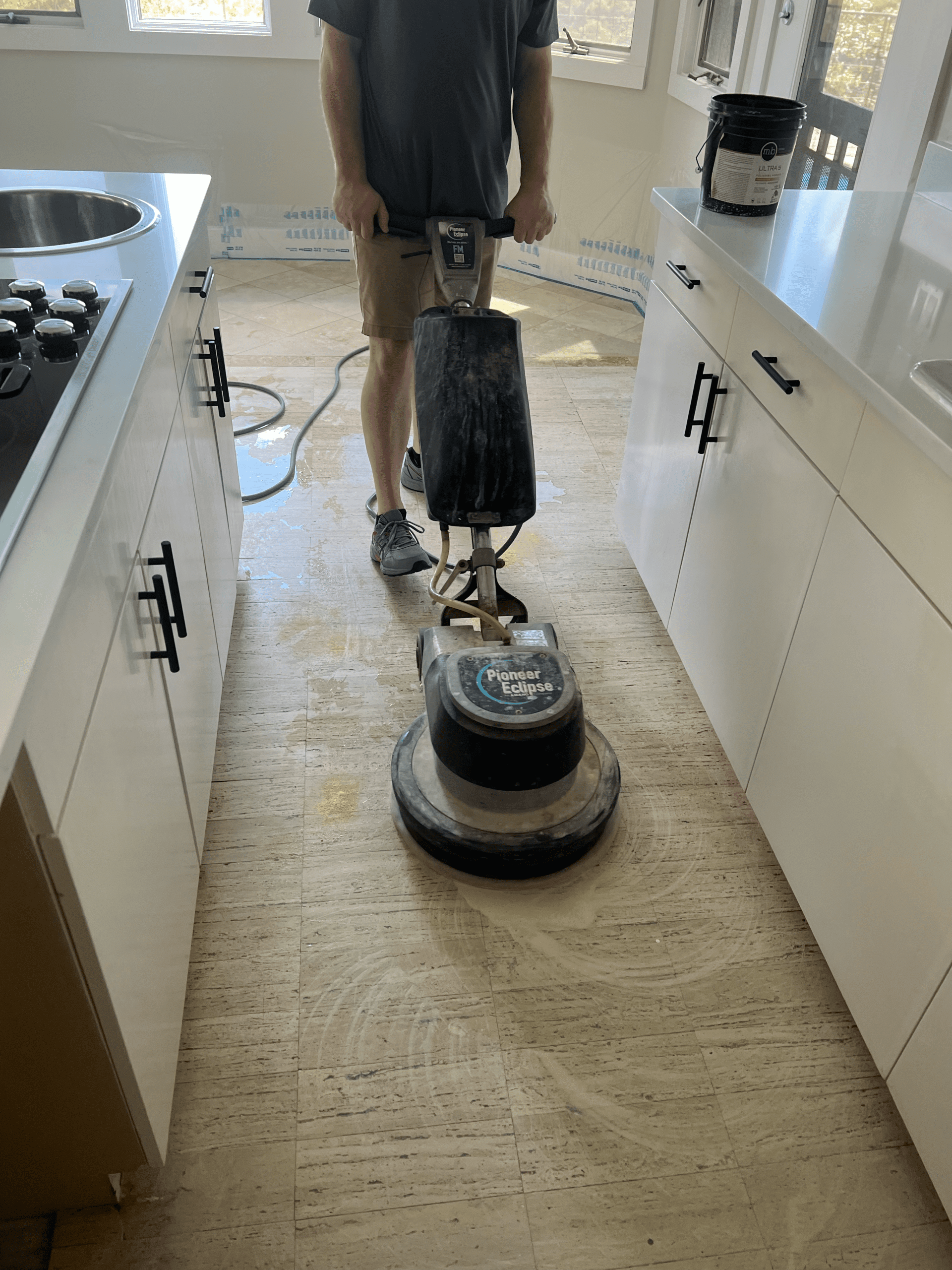 Travertine Polishing Experts-Lake Way Texas - Santa Fe Floor Care