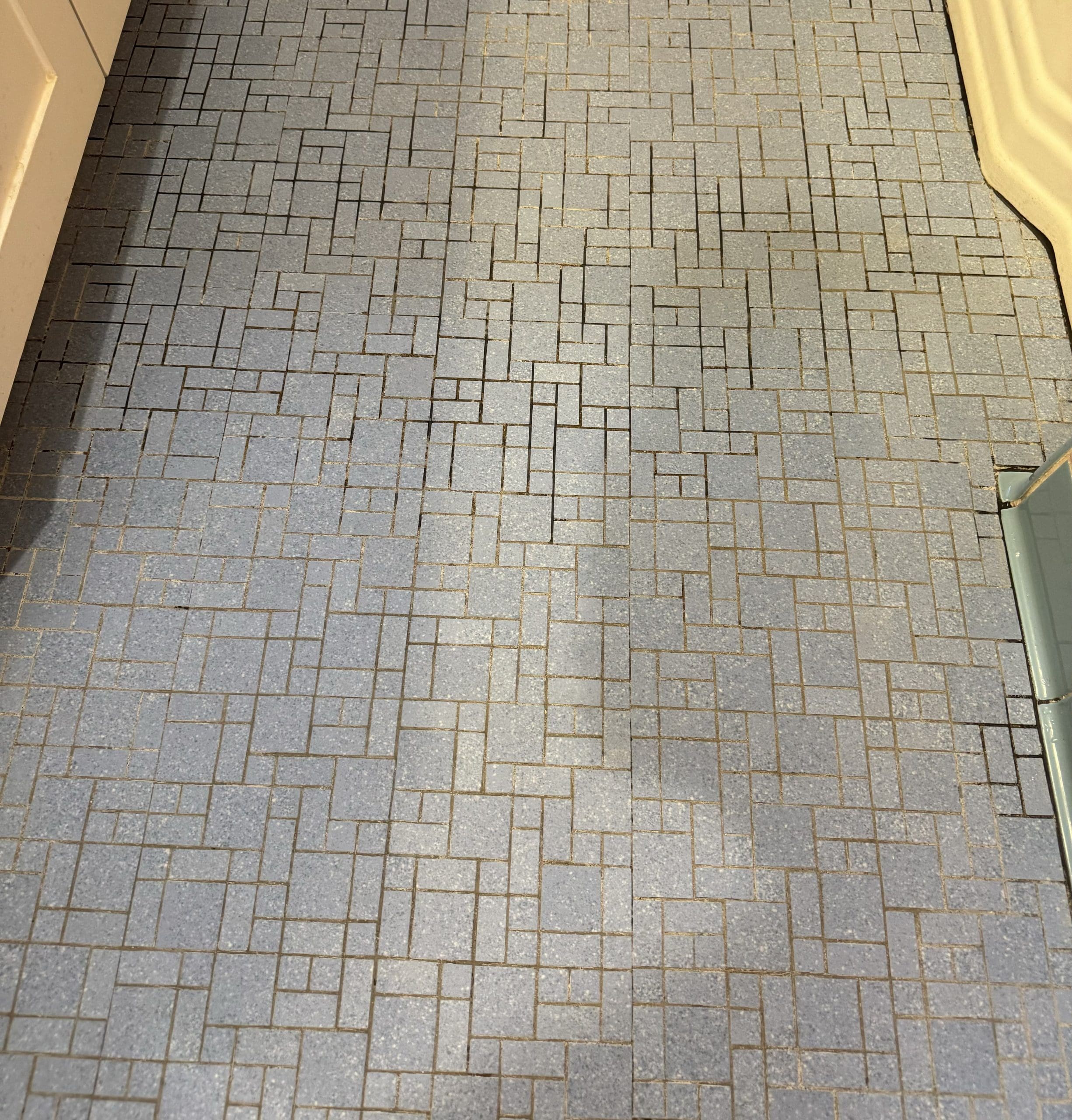Transforming Old Tile with Grout Color Sealing in Austin TX - Santa Fe Floor Care